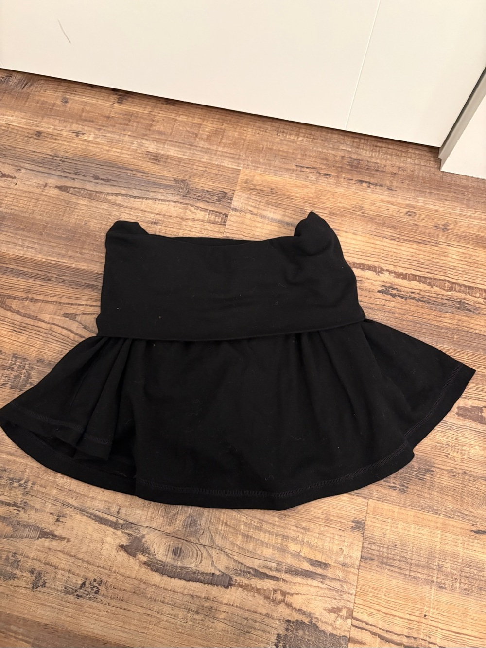 chic Black Mini Circle Skort